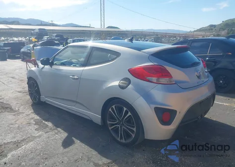 2016 Hyundai Veloster Turbo z USA, uszkodzony, nr VIN KMHTC6AE0GU258096